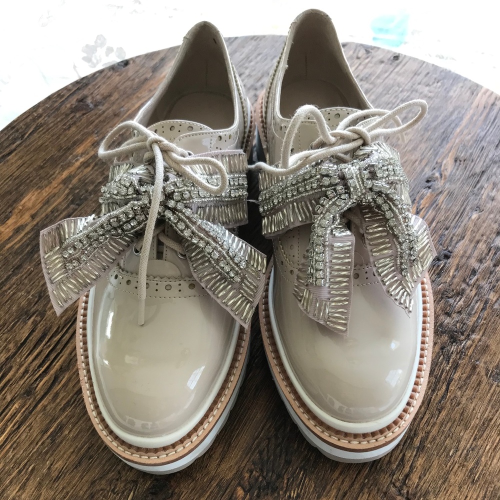Zara Basic brogues